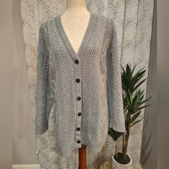 Theory Wool  V-Neck Button Cardigan Size Medium In Excellent Condition - Picture 3 of 8